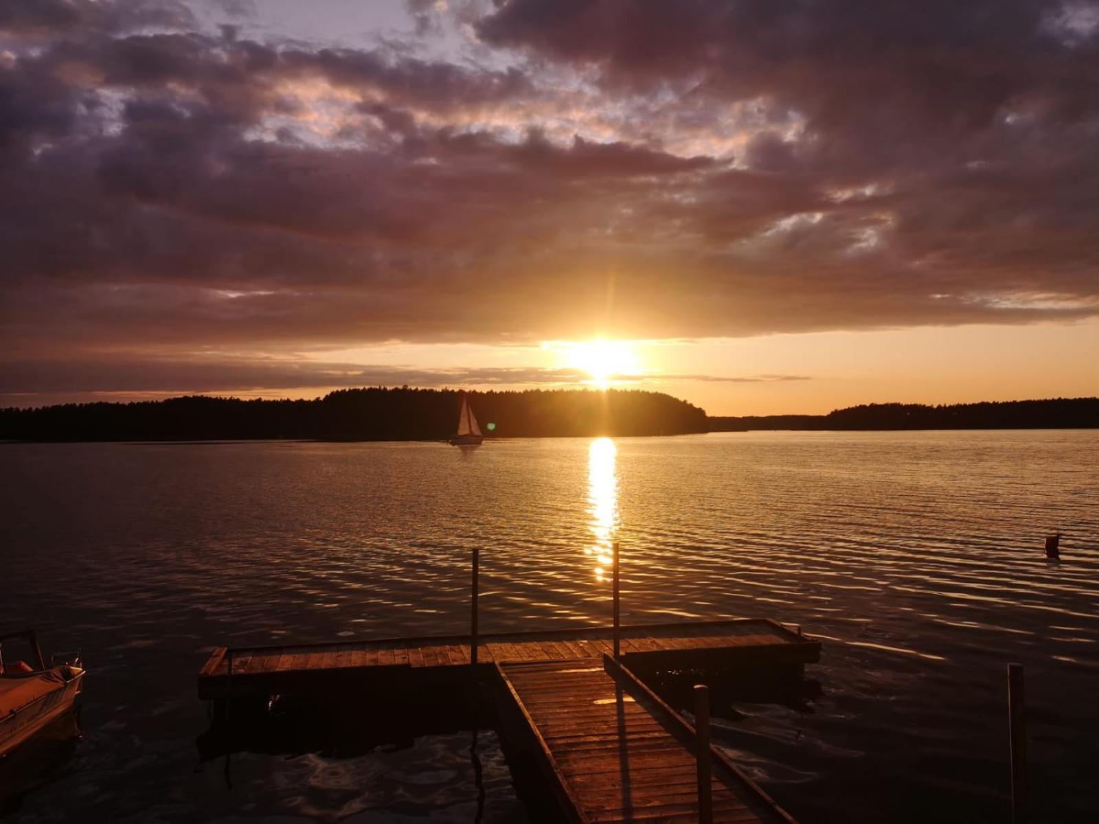 Dzik W Zagrodzie Hotel Borsk Buitenkant foto